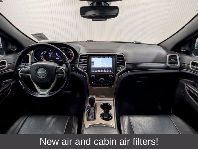 Used 2017 Jeep Grand Cherokee Limited w/ Luxury Group II AWD/4WD image 3