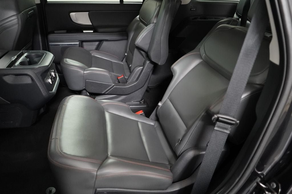 Certified 2025 Ford Expedition Active AWD/4WD image 21
