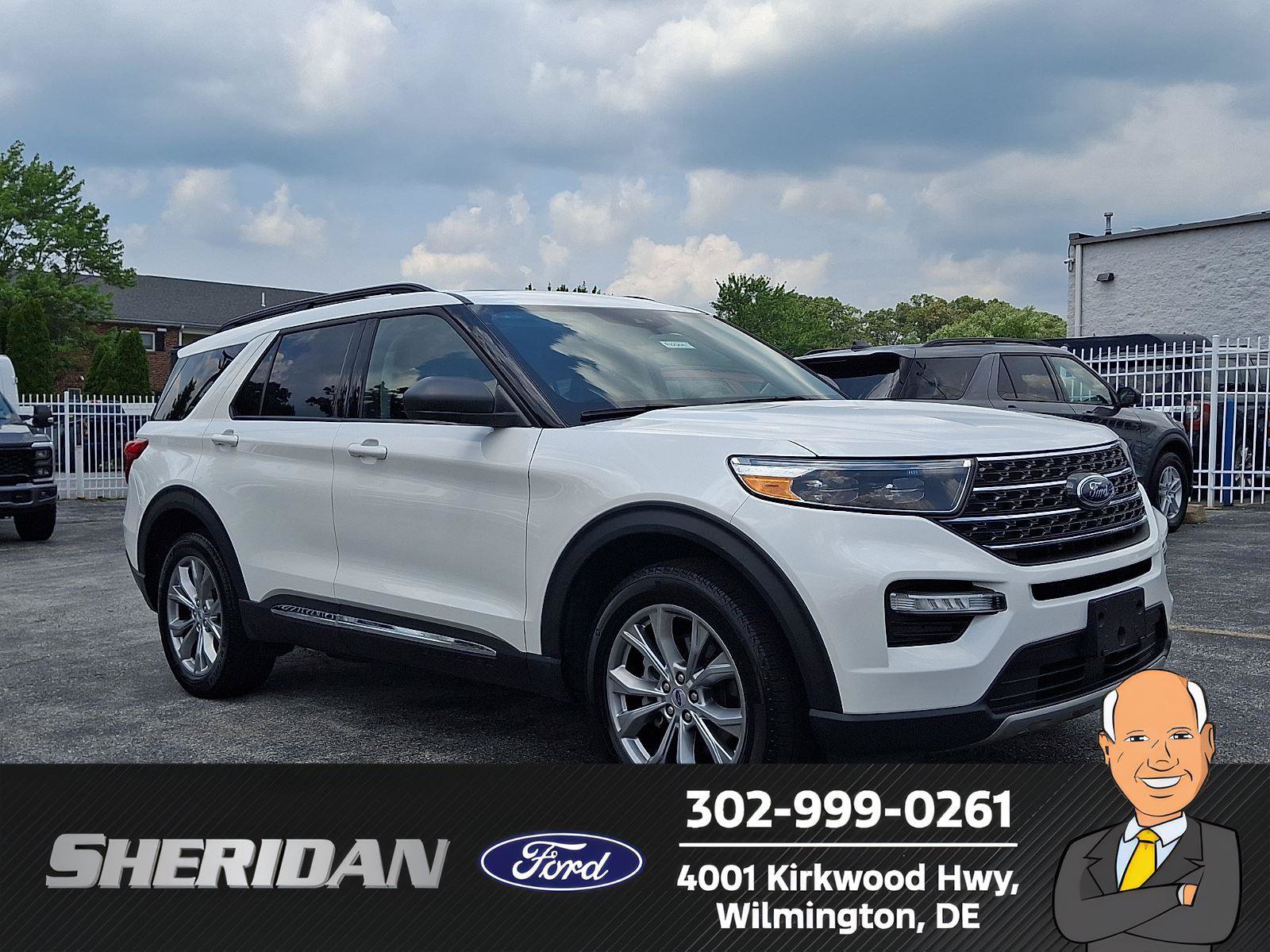 Certified 2023 Ford Explorer XLT w/ Equipment Group 202A AWD/4WD image 1