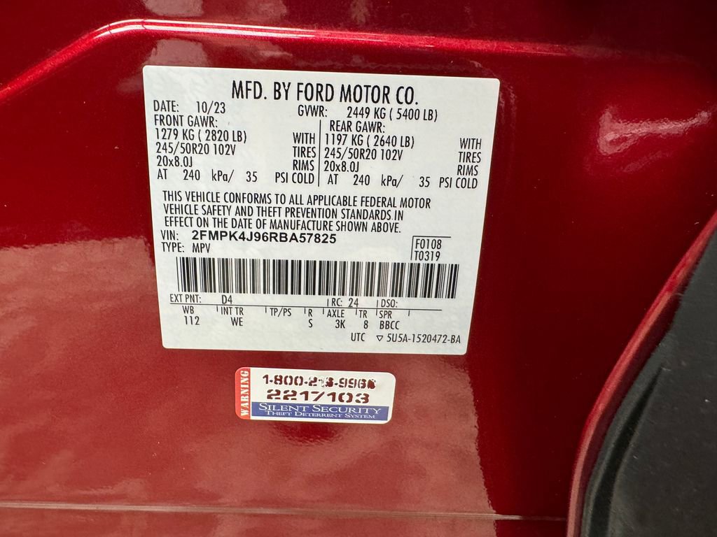 Certified 2024 Ford Edge ST-Line w/ Cargo Accessory Package AWD/4WD image 30