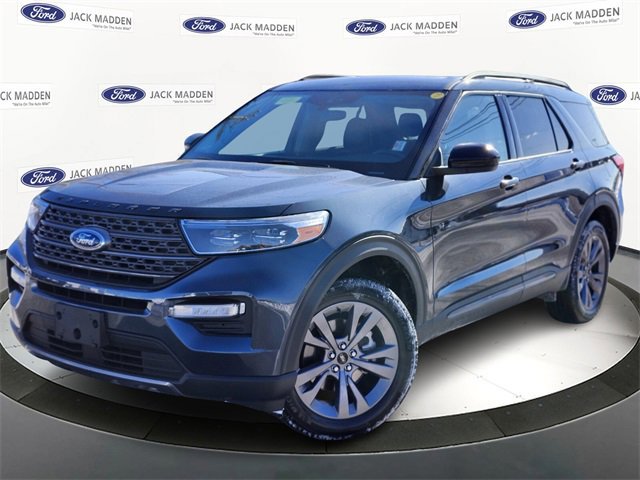 Certified 2022 Ford Explorer XLT w/ Equipment Group 202A image 7