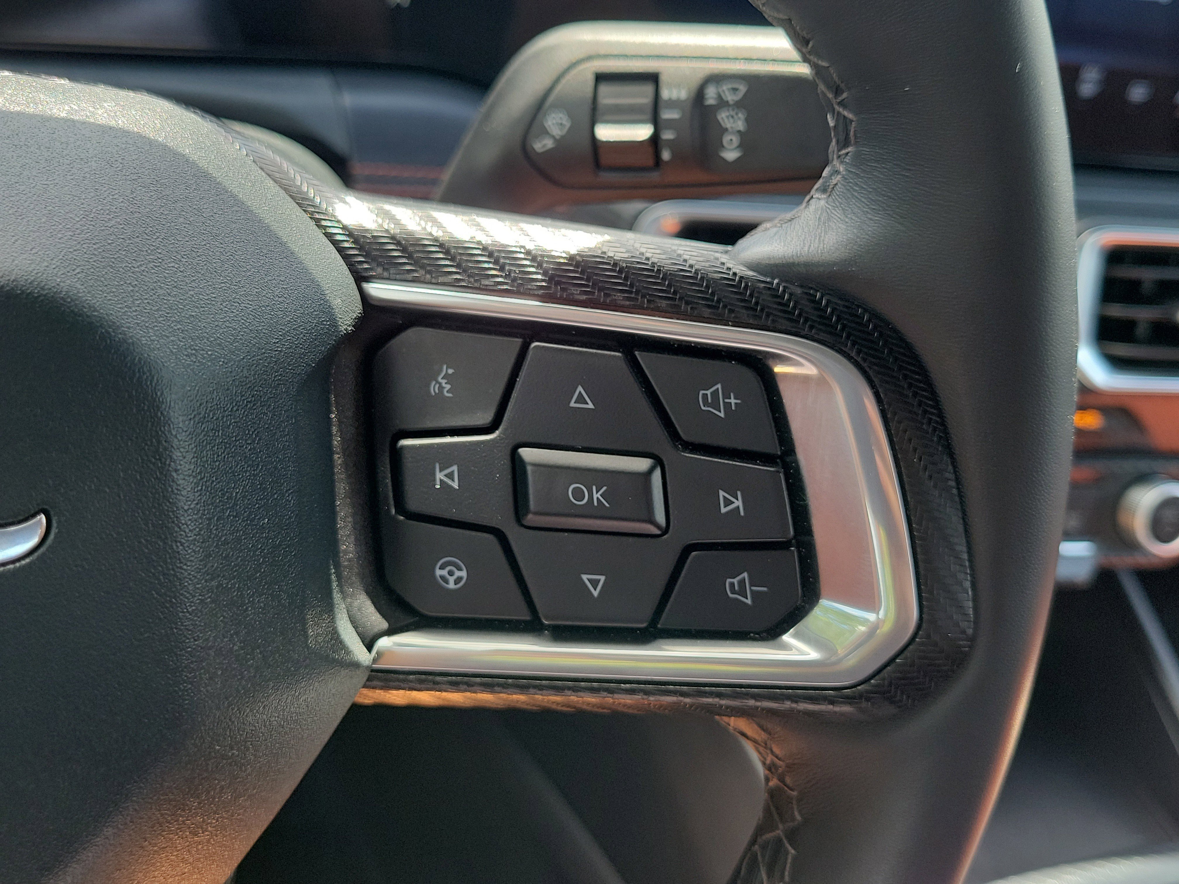 Certified 2025 Ford Mustang GT Premium RWD image 19