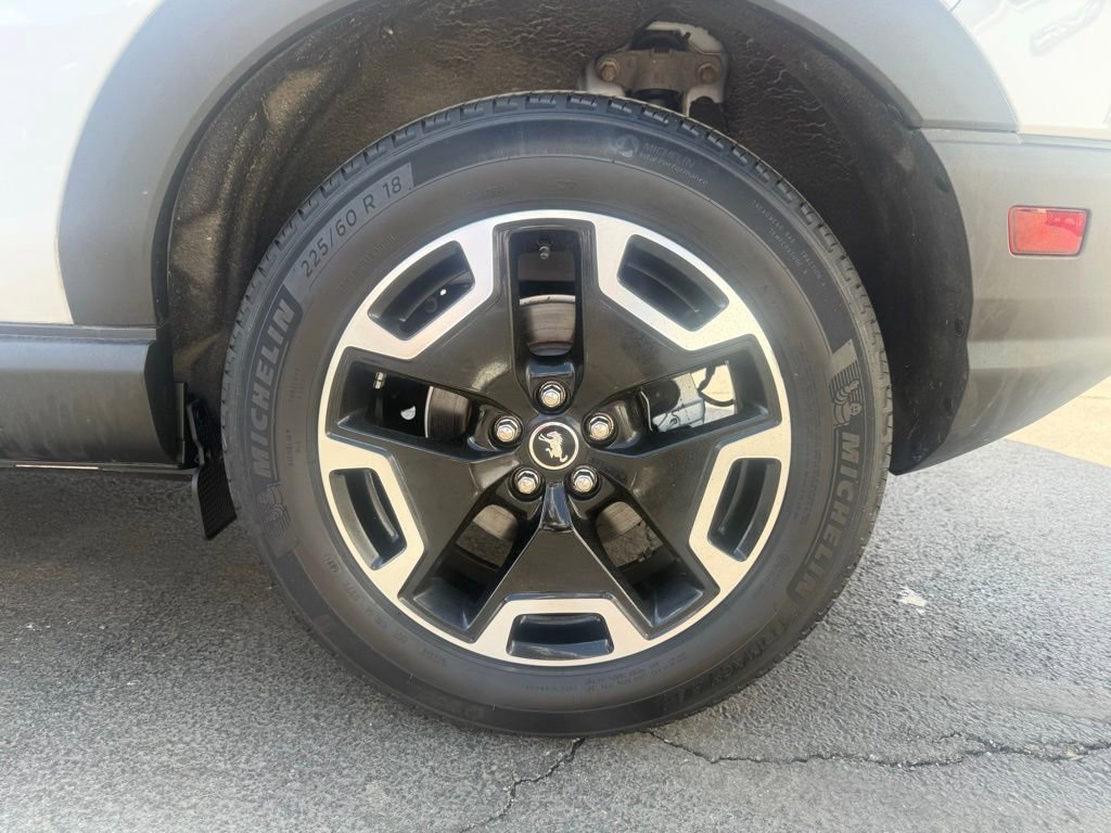 Certified 2022 Ford Bronco Sport Outer Banks w/ Tech Package AWD/4WD image 32