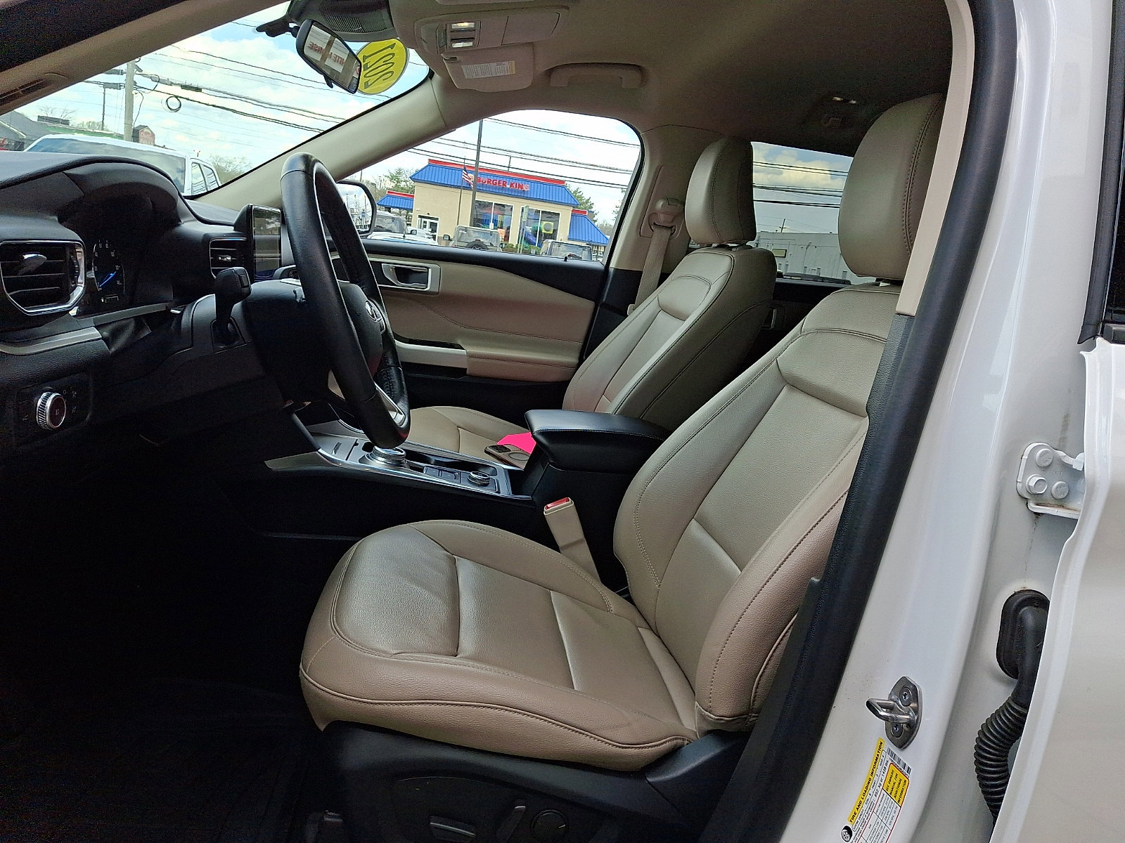 Certified 2021 Ford Explorer XLT w/ Equipment Group 202A image 17