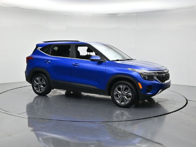 Used 2024 Kia Seltos S FWD image 3