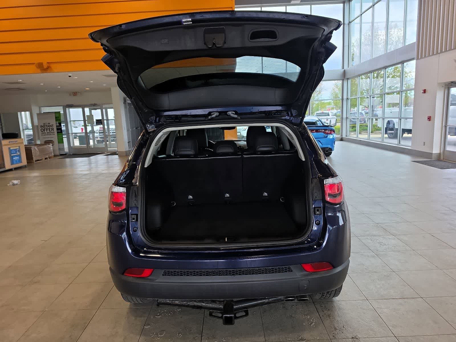 Used 2019 Jeep Compass Limited AWD/4WD image 29