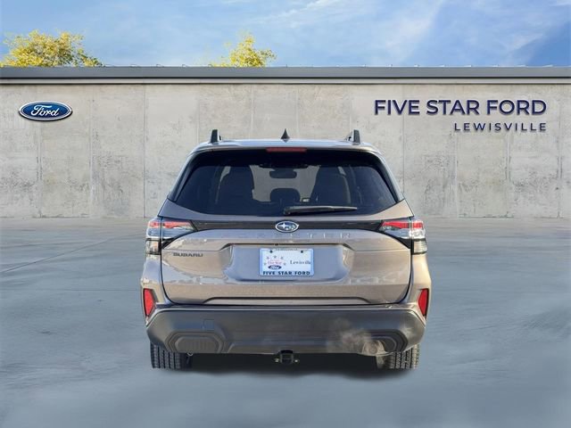 Used 2025 Subaru Forester Premium w/ Convenience Package #1 image 6