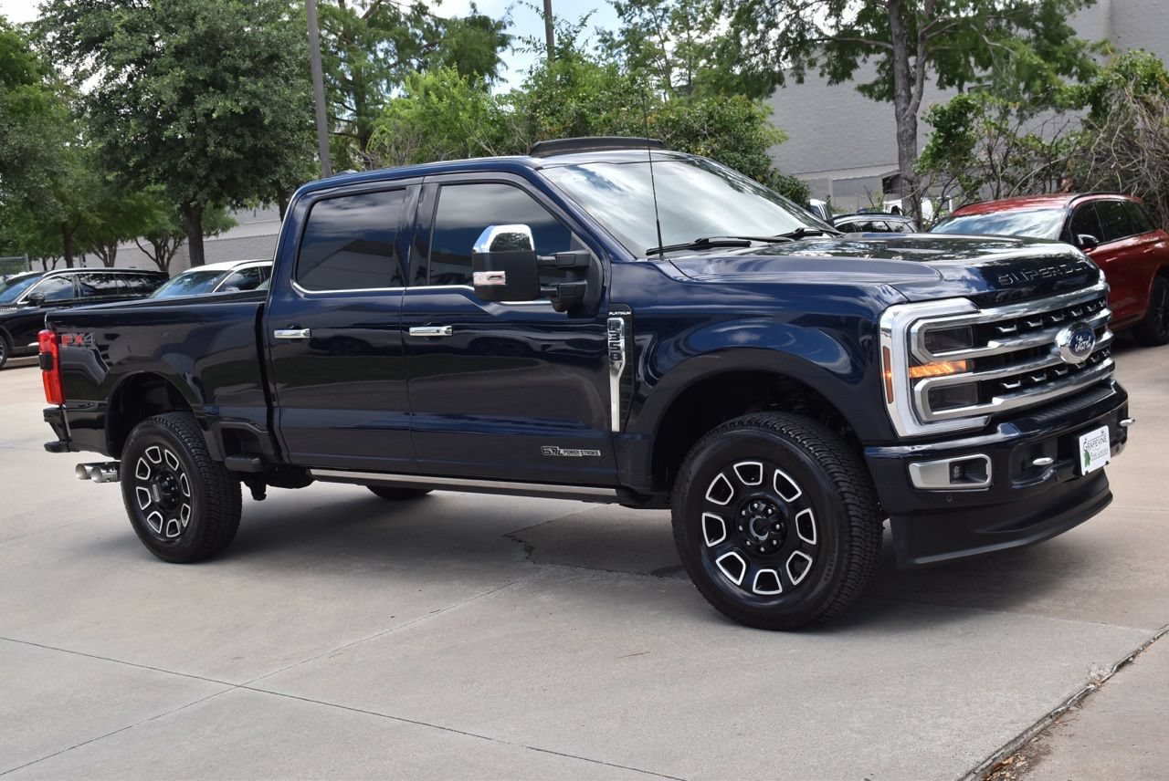 Certified 2024 Ford F350 Platinum w/ FX4 Off-Road Package AWD/4WD image 5