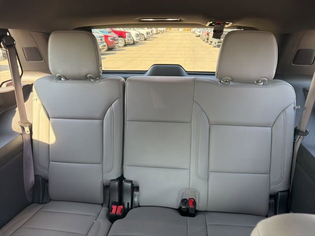 Used 2024 Chevrolet Tahoe Z71 w/ Z71 Off-Road Package image 14