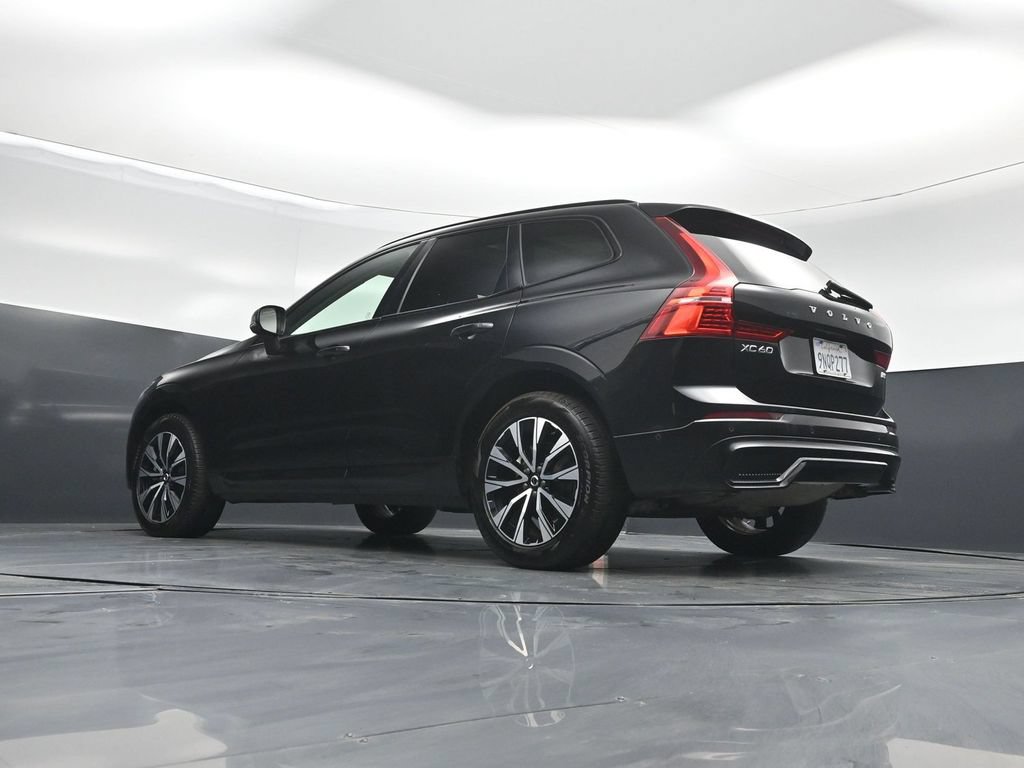 Used 2025 Volvo XC60 B5 Plus AWD/4WD image 50