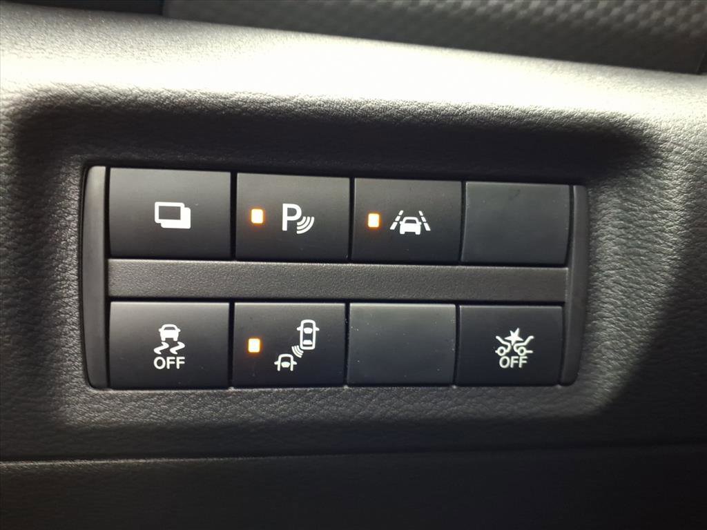 Used 2024 Nissan Kicks S image 18