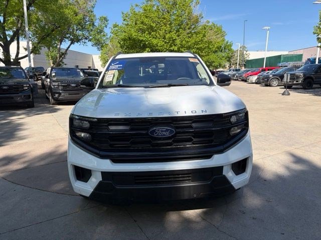 Certified 2025 Ford Expedition Active AWD/4WD image 7
