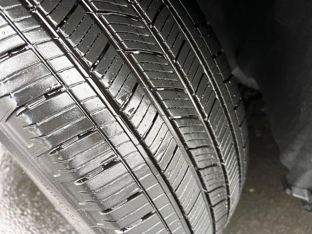 Certified 2023 Ford Explorer Limited w/ Limited Technology Package image 31