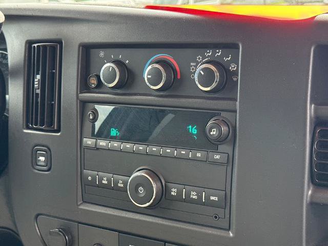 Used 2024 Chevrolet Express 3500 LT w/ LT Preferred Equipment Group RWD image 11