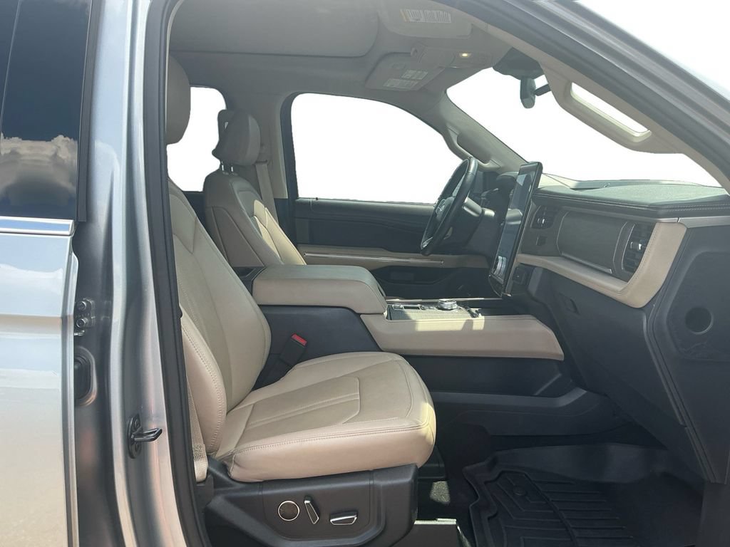 Certified 2024 Ford Expedition Limited RWD image 22
