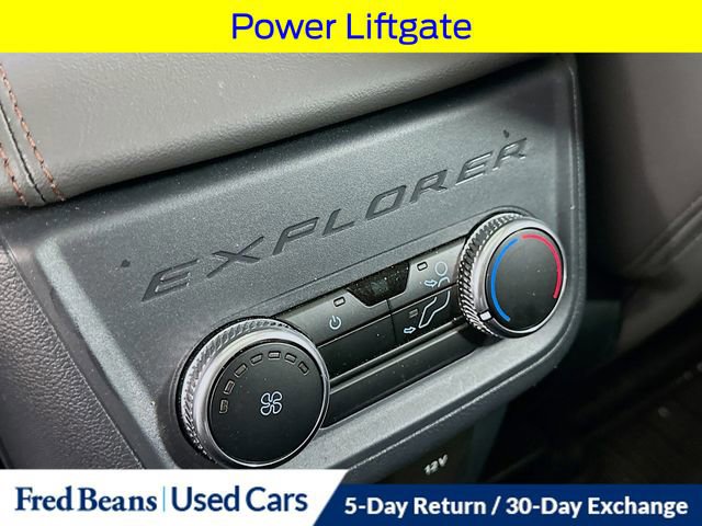 Certified 2025 Ford Explorer Active w/ Active Comfort Package image 32