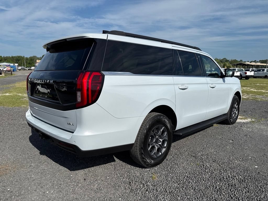 Certified 2025 Ford Expedition Max Active RWD image 6