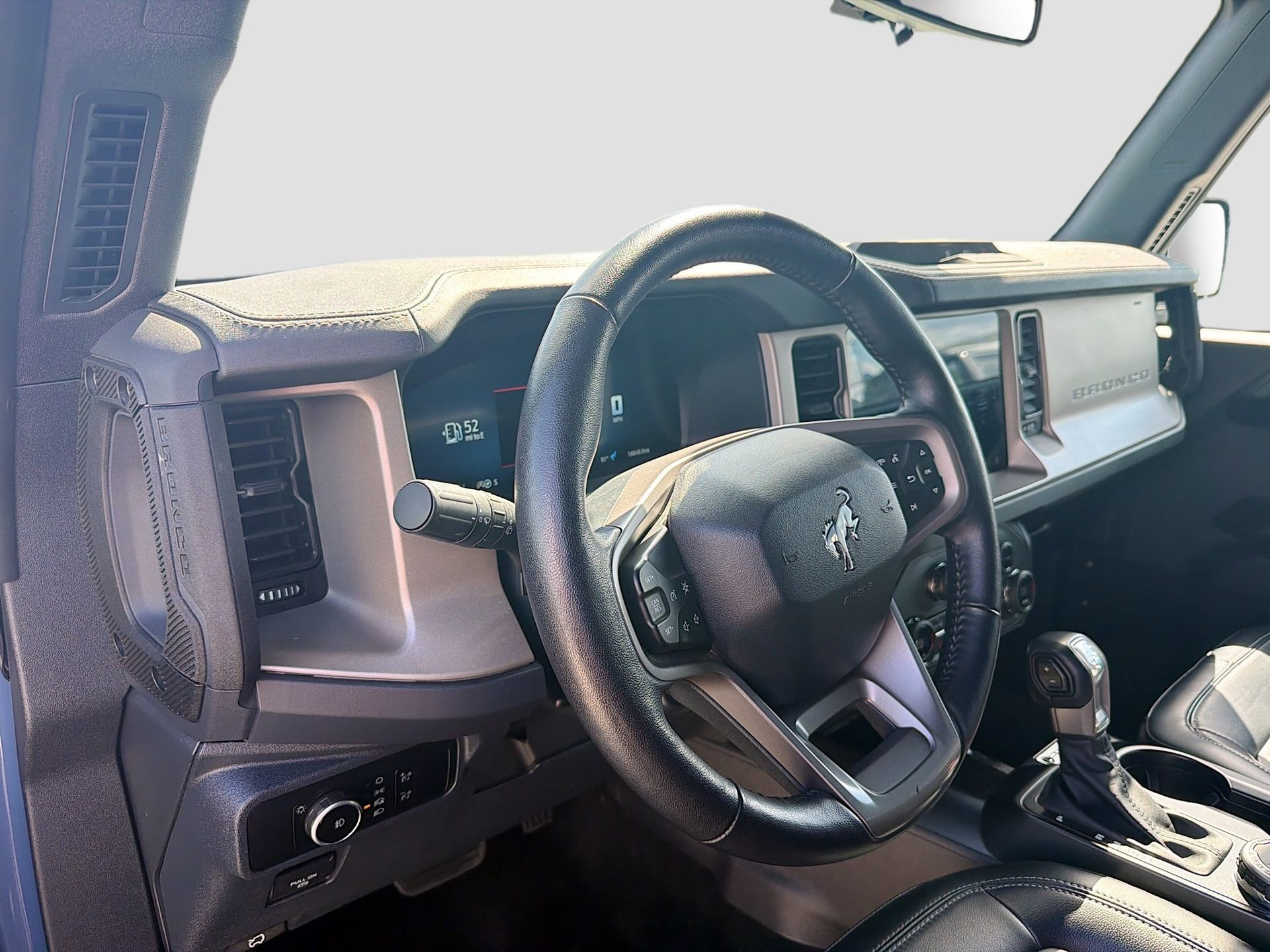 Certified 2025 Ford Bronco Outer Banks AWD/4WD image 11