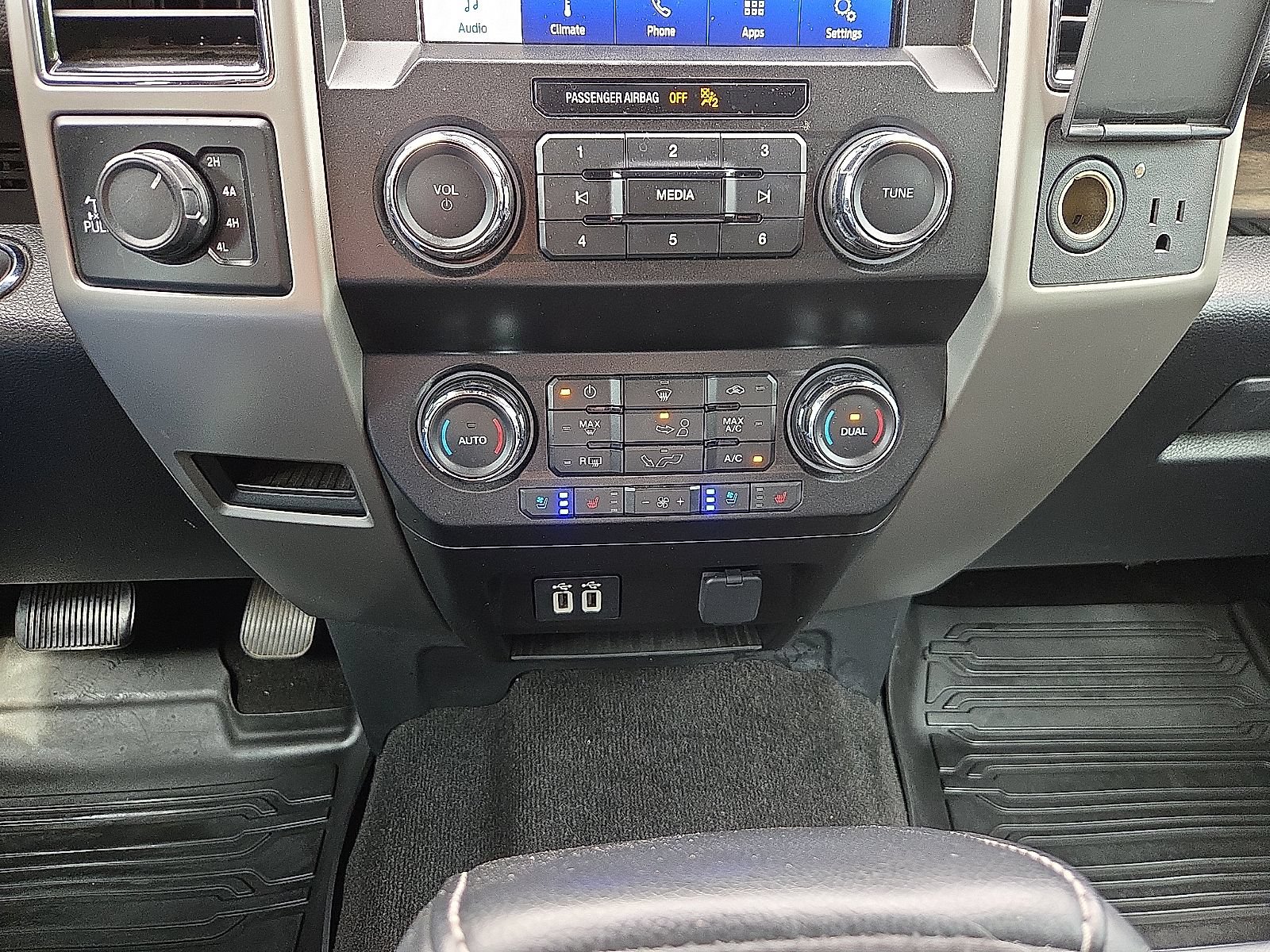 Certified 2020 Ford F150 Lariat w/ Equipment Group 501A Mid AWD/4WD image 17