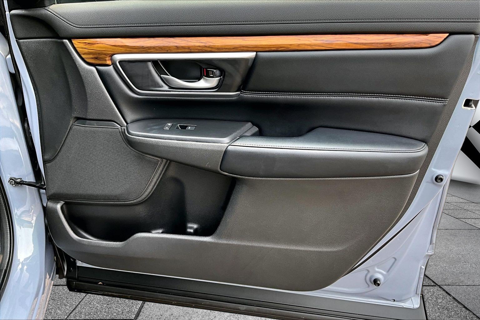 Used 2021 Honda CR-V EX-L image 19