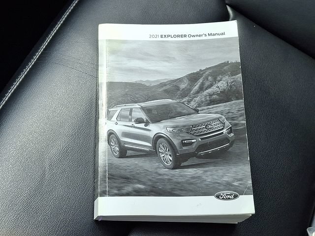 Certified 2021 Ford Explorer XLT w/ Equipment Group 202A AWD/4WD image 28