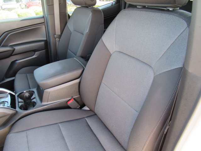 Used 2025 Chevrolet Colorado Trail Boss AWD/4WD image 18