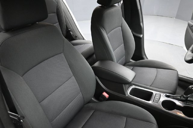 Used 2019 Chevrolet Cruze LT w/ Convenience Package FWD image 30