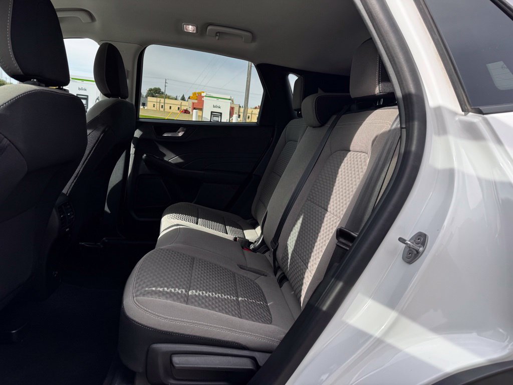 Certified 2021 Ford Escape SE w/ Cold Weather Package AWD/4WD image 10