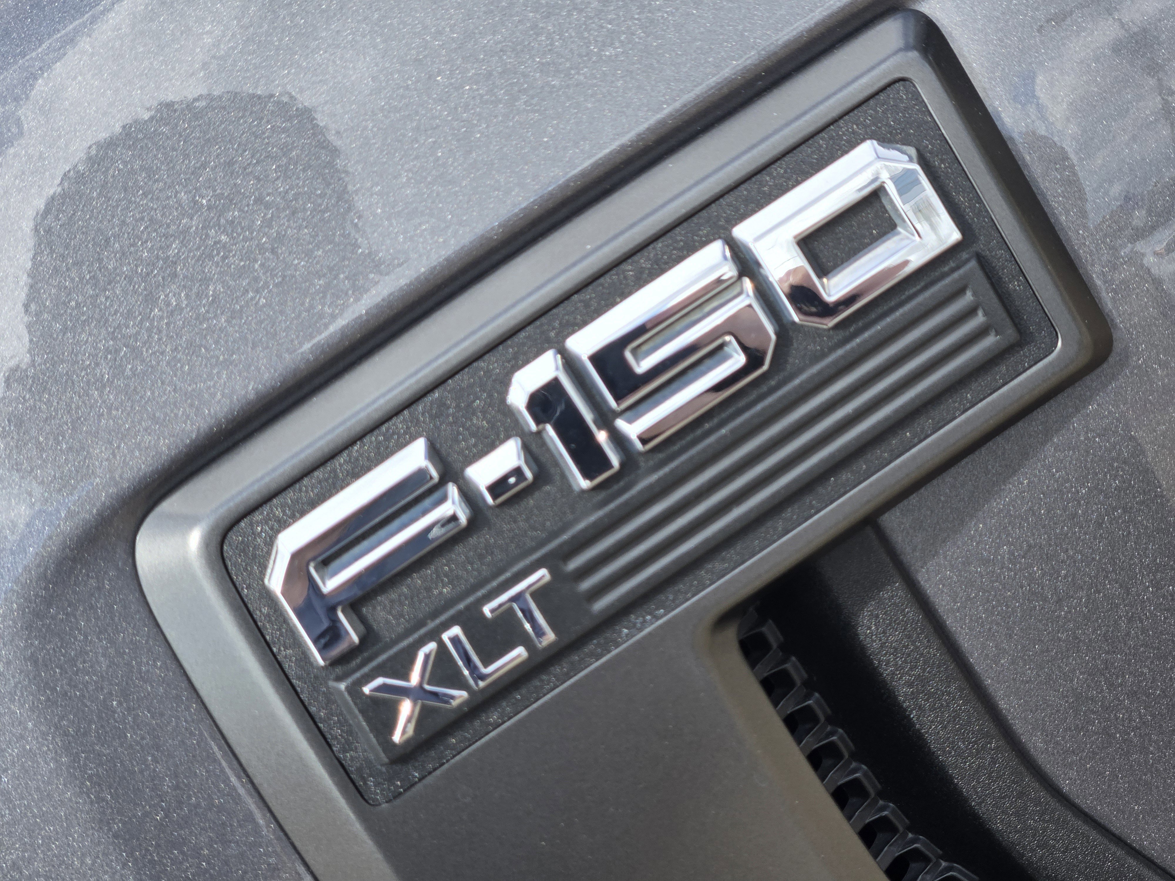 Certified 2022 Ford F150 XLT w/ Equipment Group 302A High image 8