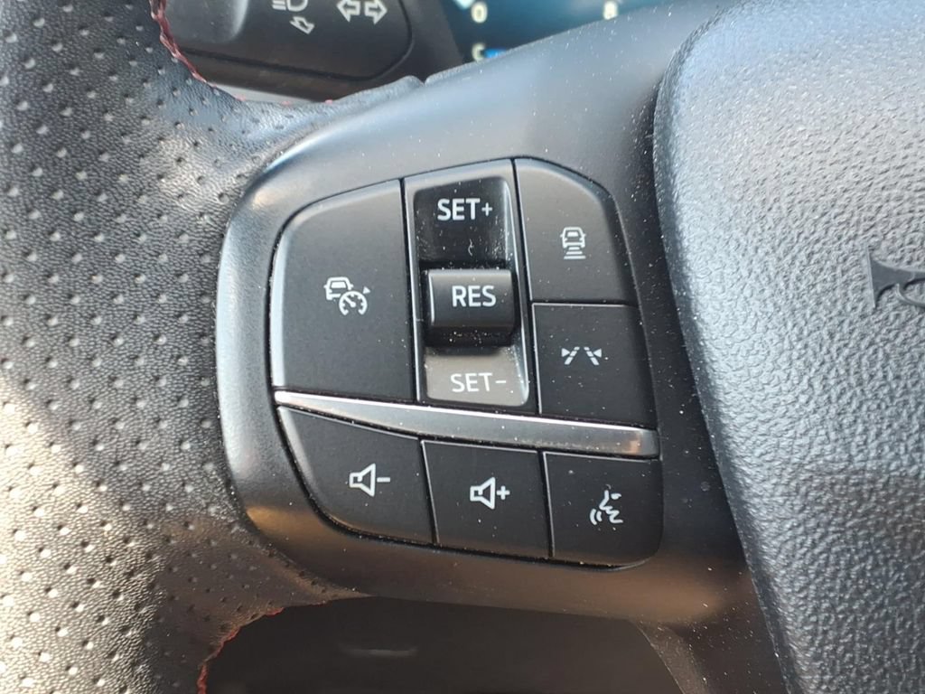 Certified 2023 Ford Escape ST-Line Select w/ Tech Pack #2 AWD/4WD image 7