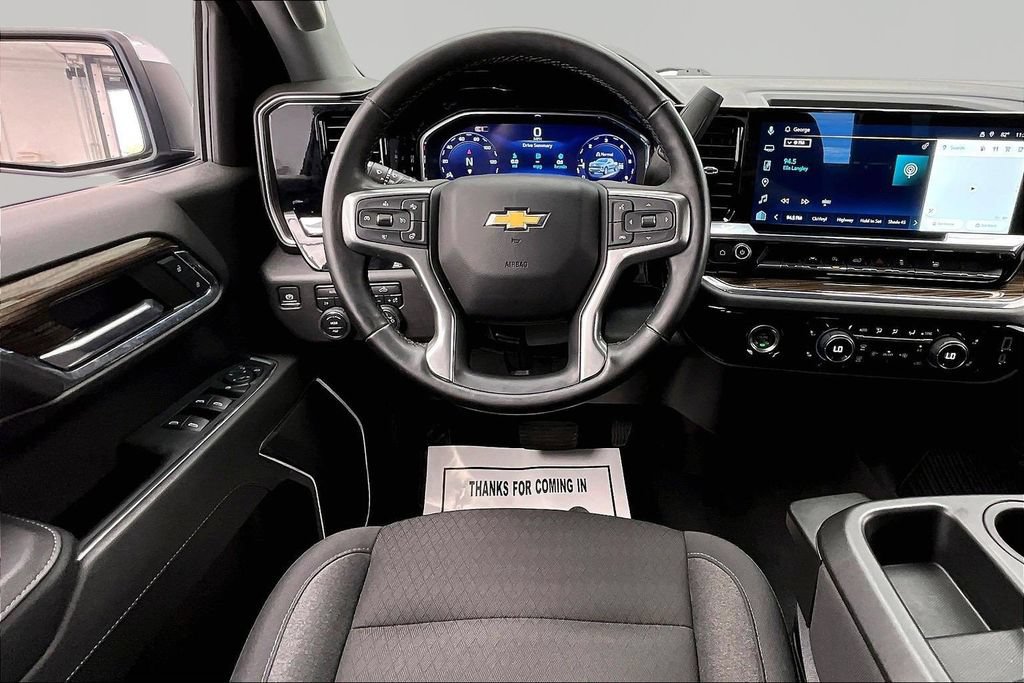 Used 2024 Chevrolet Silverado 1500 LT AWD/4WD image 5