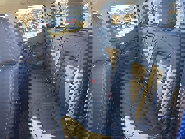 Used 2018 GMC Canyon SLT image 22