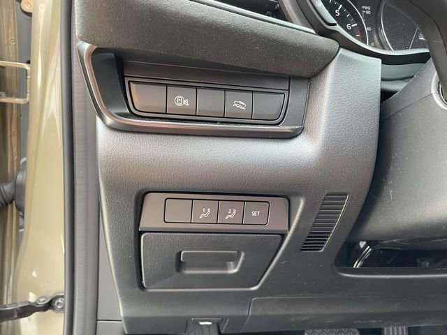 Used 2024 MAZDA CX-30 Carbon image 21