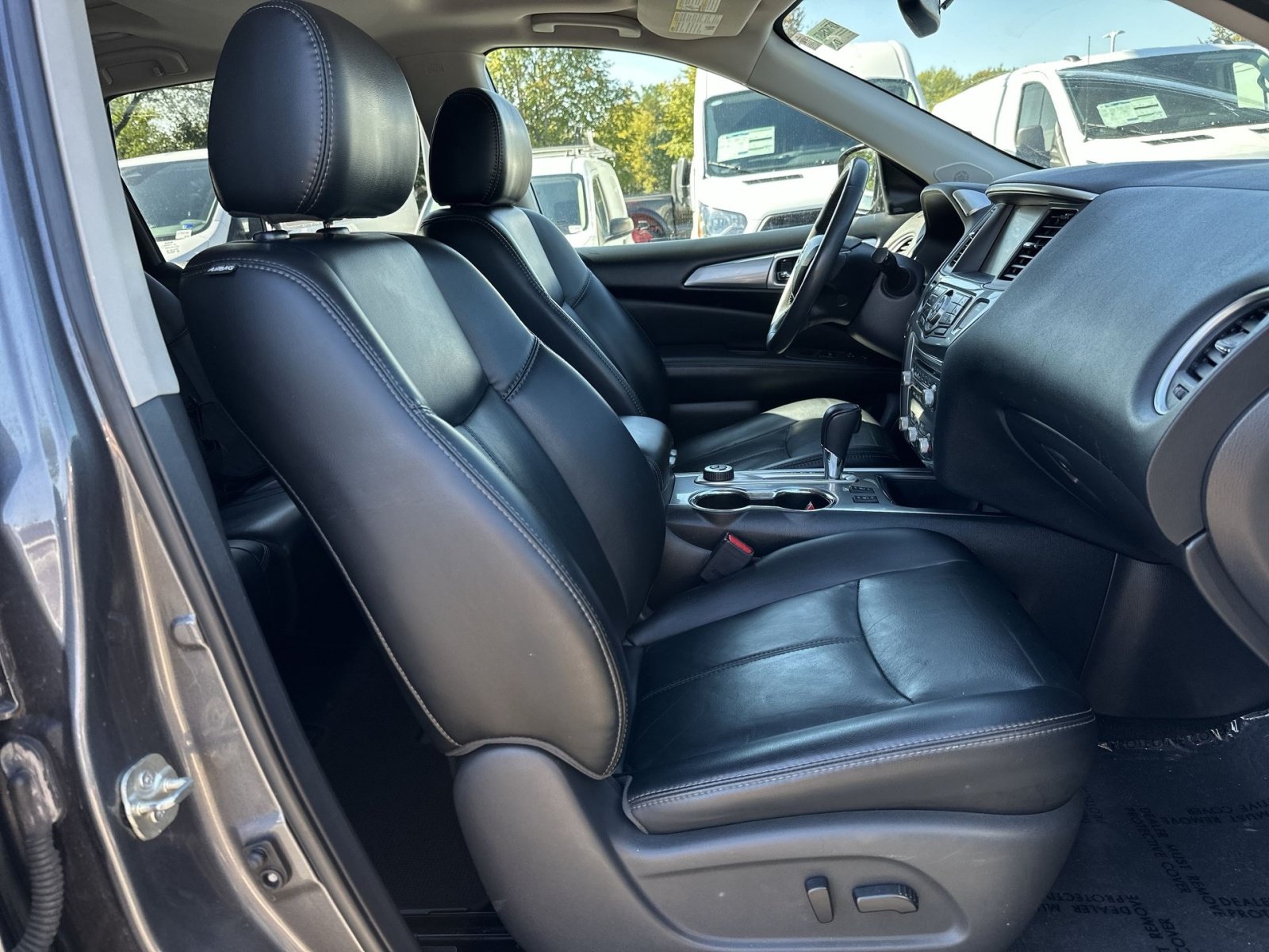 Used 2017 Nissan Pathfinder SL w/ SL Premium Package AWD/4WD image 29