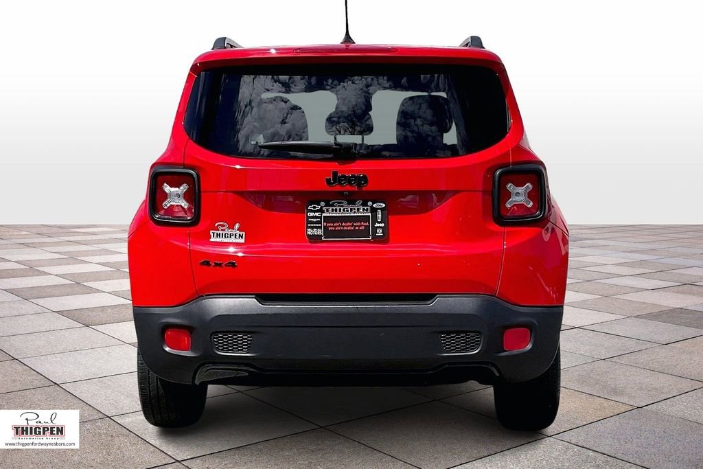 Used 2017 Jeep Renegade Altitude image 4