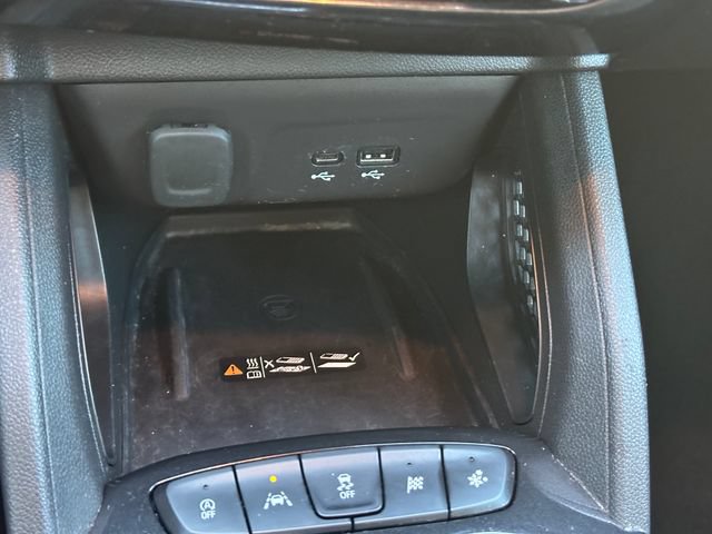 Used 2025 Chevrolet TrailBlazer RS w/ Convenience Package FWD image 25