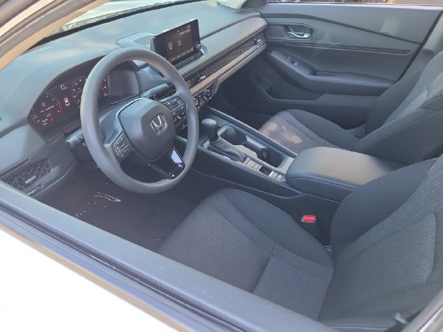 Used 2024 Honda Accord EX image 3