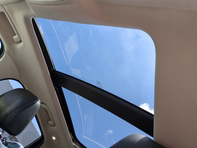 Certified 2017 Ford Escape Titanium FWD image 20