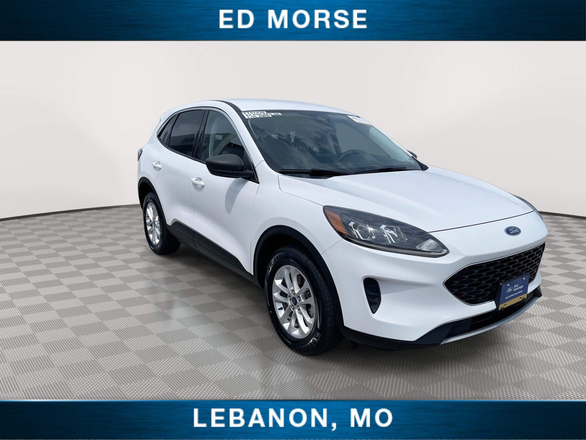 Certified 2022 Ford Escape SE w/ Cold Weather Package AWD/4WD image 2