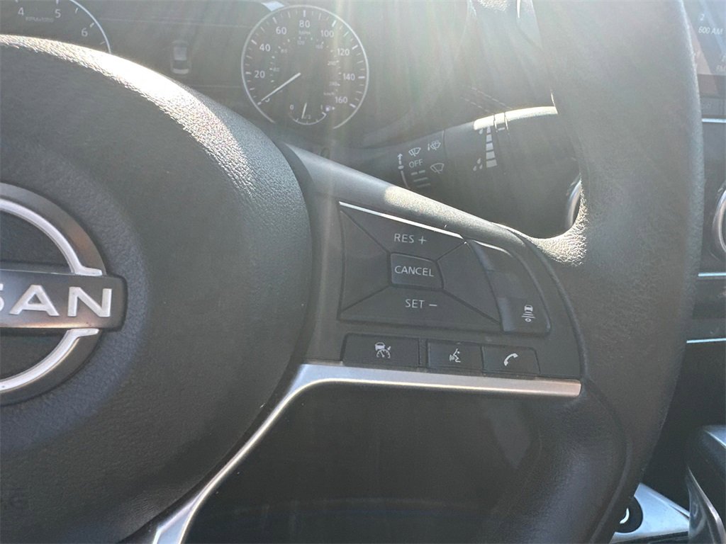 Used 2024 Nissan Sentra SV image 25