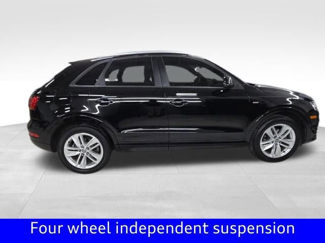 Used 2018 Audi Q3 2.0T Premium w/ Convenience Package image 2