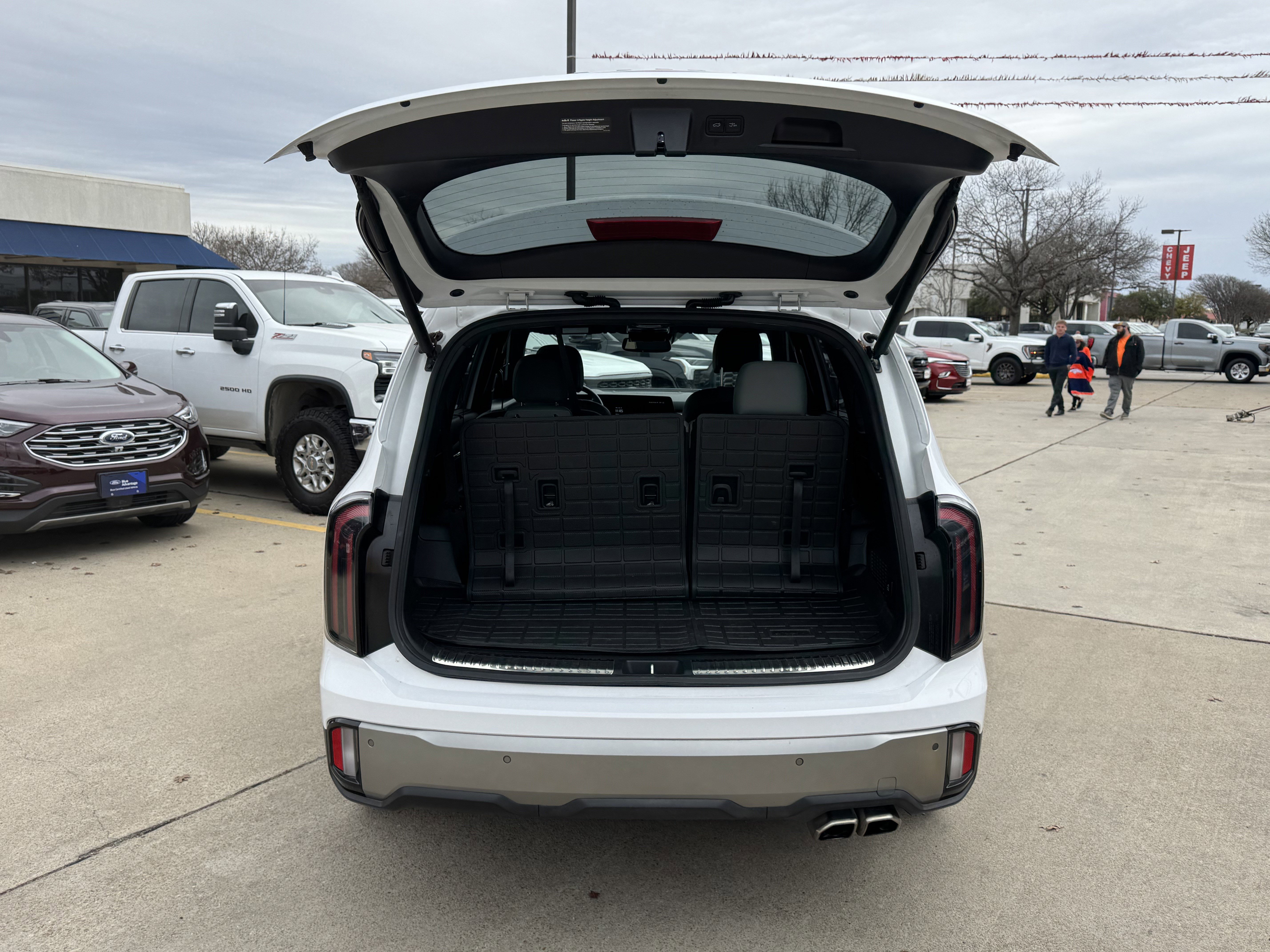 Used 2023 Kia Telluride SX X-Pro image 10
