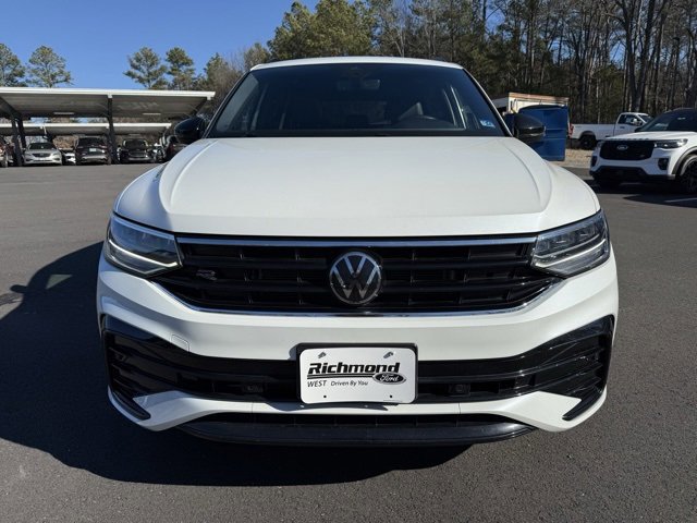 Used 2024 Volkswagen Tiguan SE R-Line image 8
