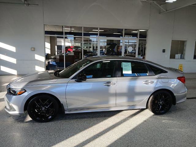 Used 2022 Honda Civic Sport image 2