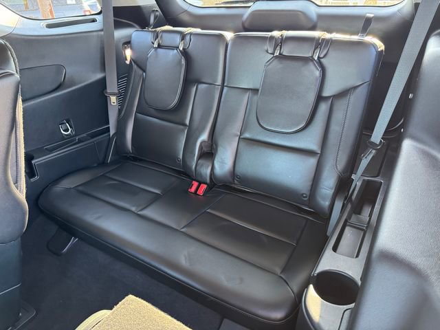 Certified 2023 Ford Explorer XLT w/ Equipment Group 202A AWD/4WD image 18