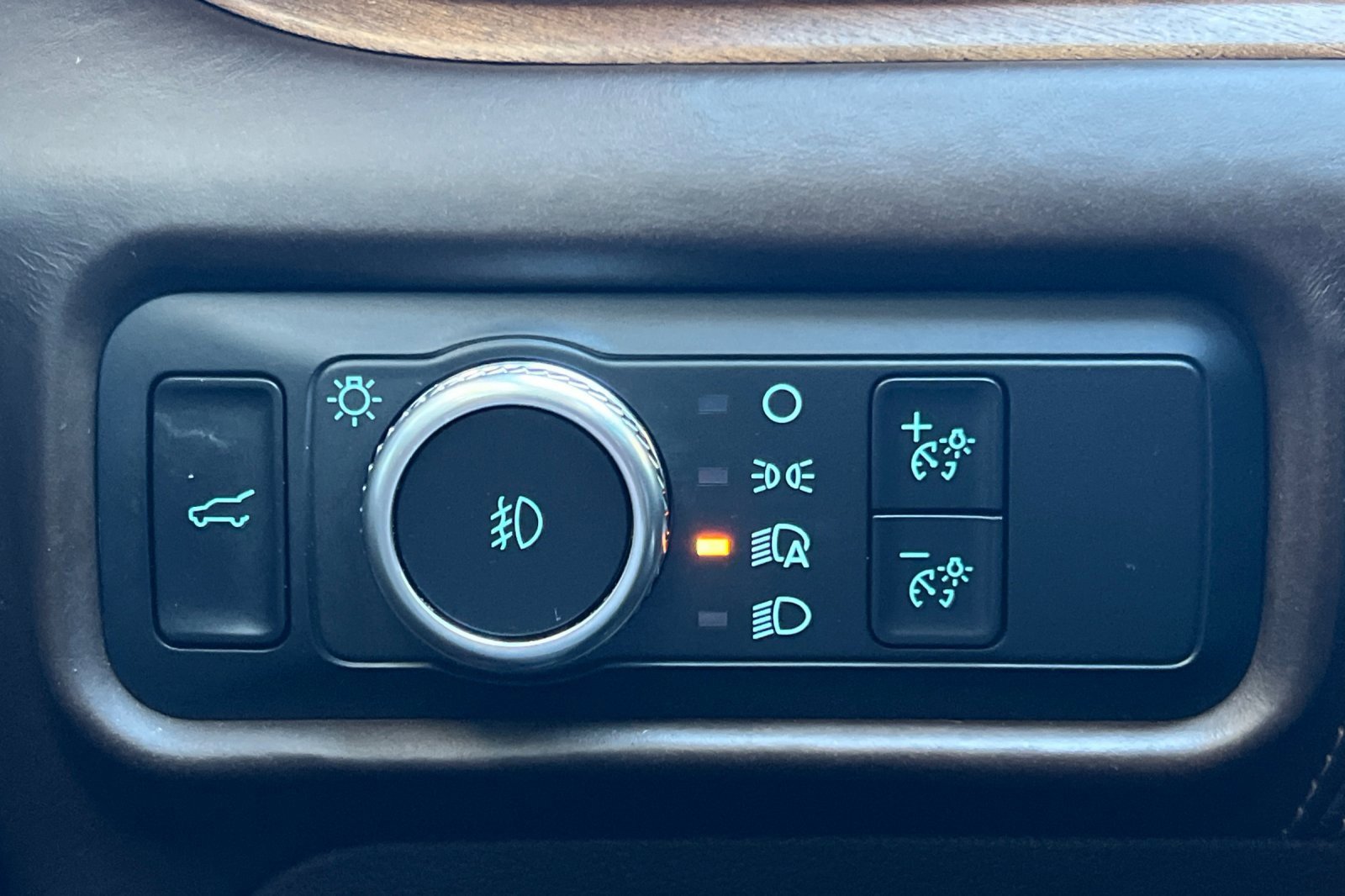 Certified 2022 Ford Explorer King Ranch w/ Technology Package image 43