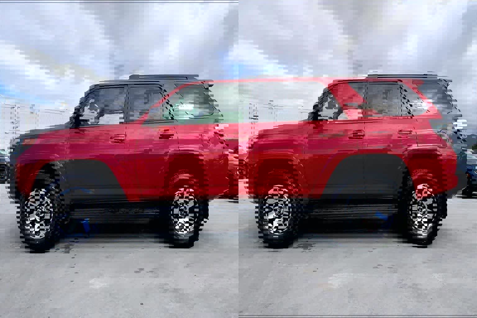 Used 2024 Toyota 4Runner TRD Off-Road image 5