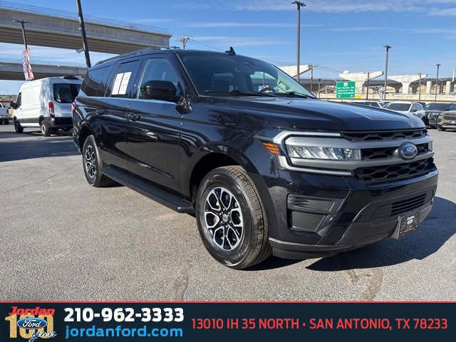 Certified 2024 Ford Expedition Max XLT image 5