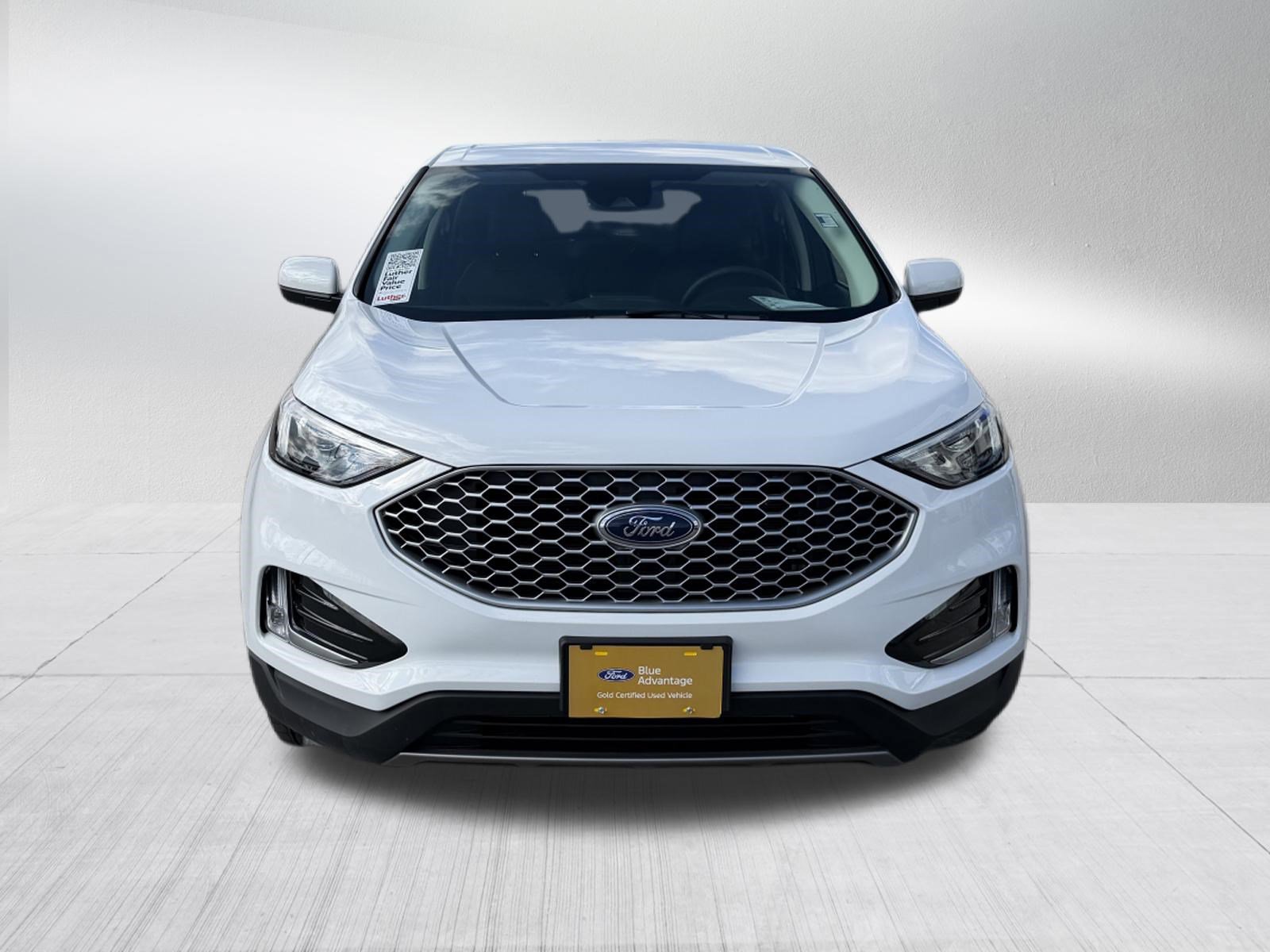 Certified 2024 Ford Edge SEL w/ Convenience Package AWD/4WD image 2