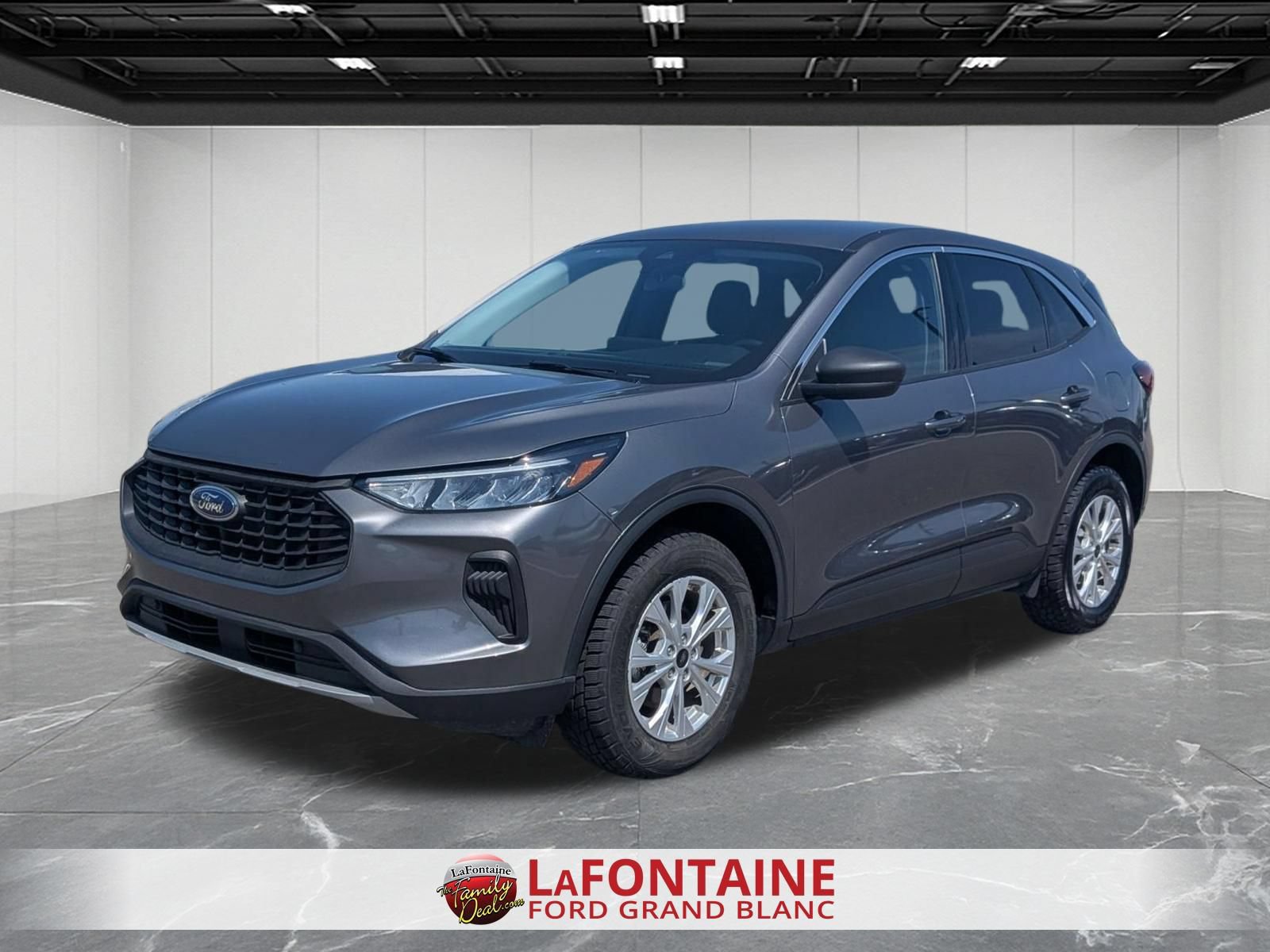 Certified 2024 Ford Escape Active w/ Tech Pack #1 AWD/4WD image 1
